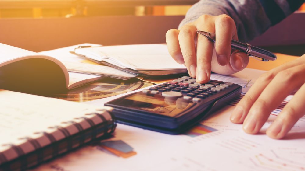When To Bill Vision vs. Medical Insurance