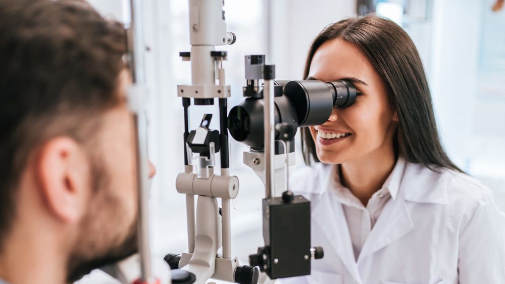 Optician graphic