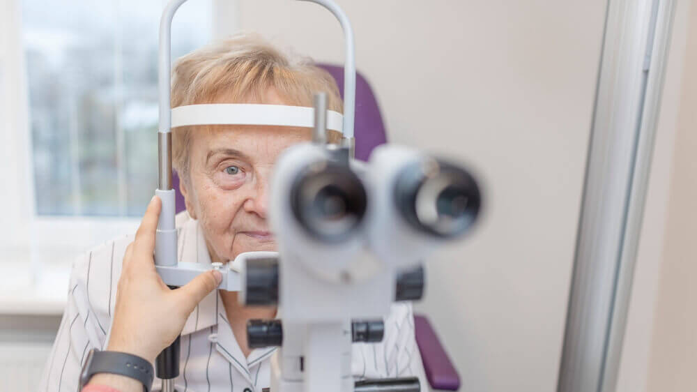 Navigating The Differences Between Traditional Medicare And Medicare Advantage Plans